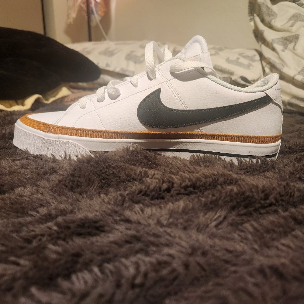 Nike Court Legacy NN sneakers